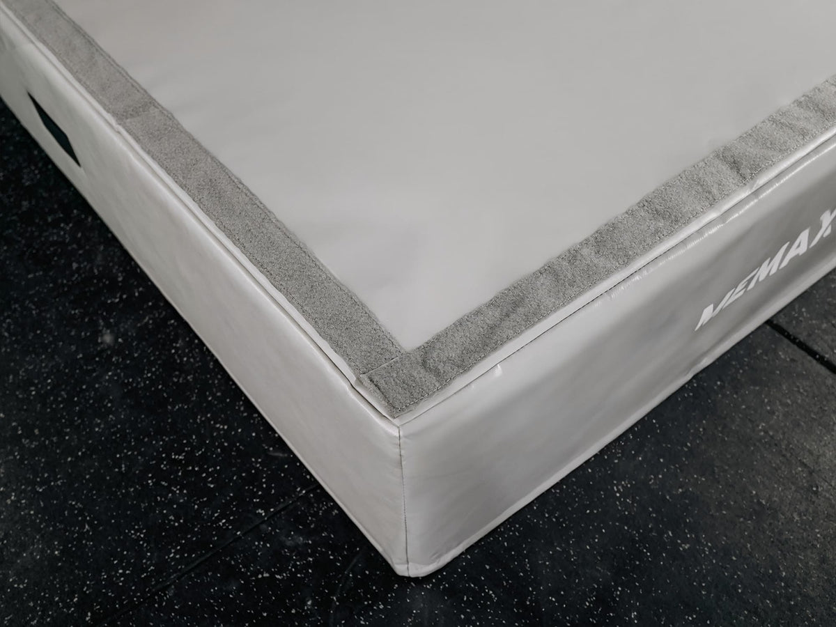 Gym Plus MEMAX Safety Landing Mat - 150x100x30cm (with PVC Cover) CM30-150x100-M