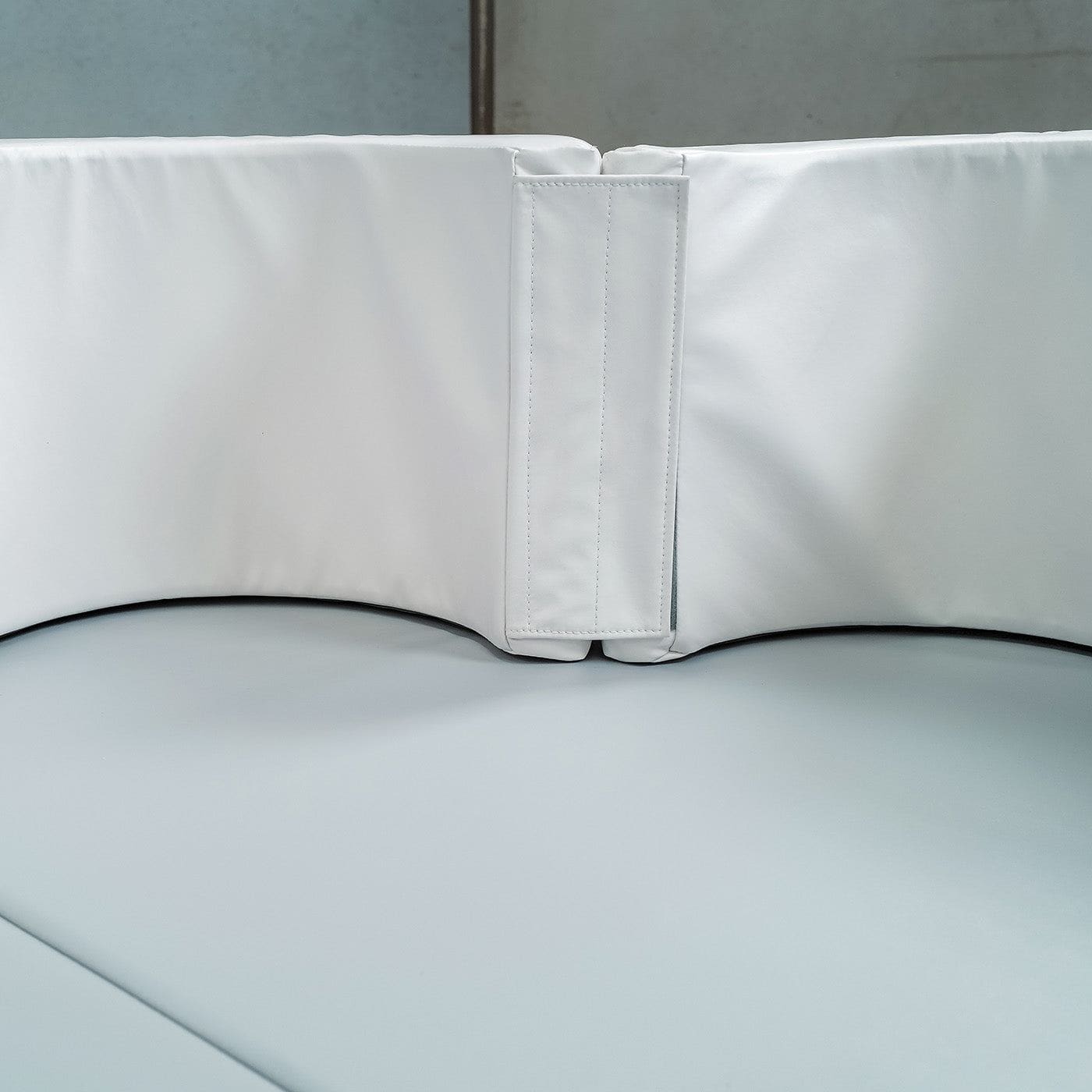 MEMAX Flower Petal Ball Pit