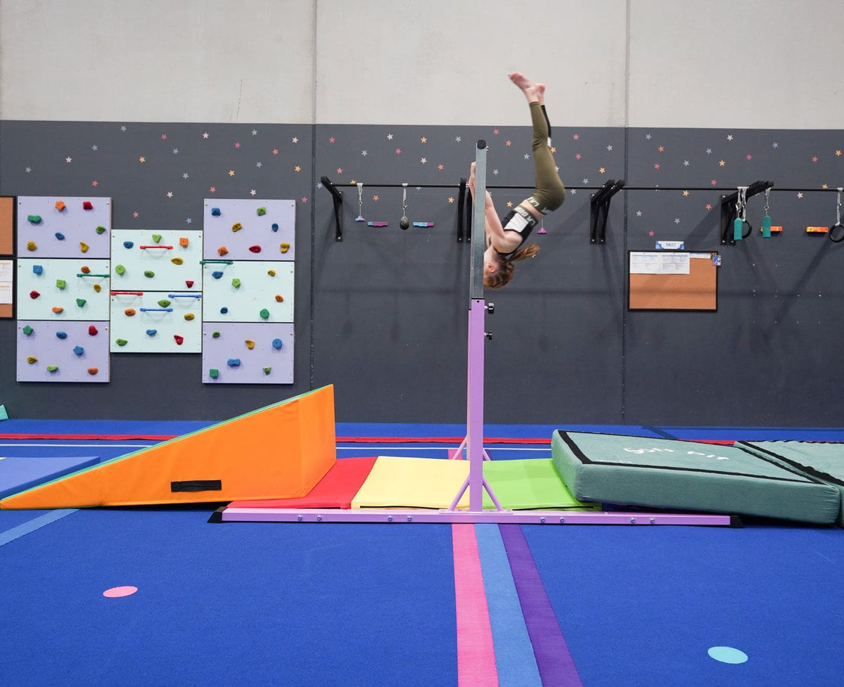 Advanced Gymnastics Bar &amp; Mat Set