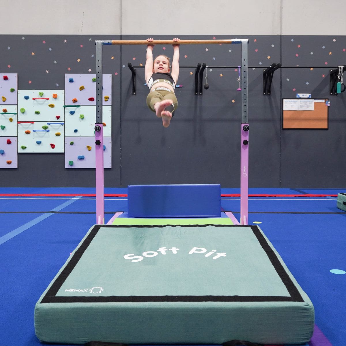 Advanced Gymnastics Bar &amp; Mat Set