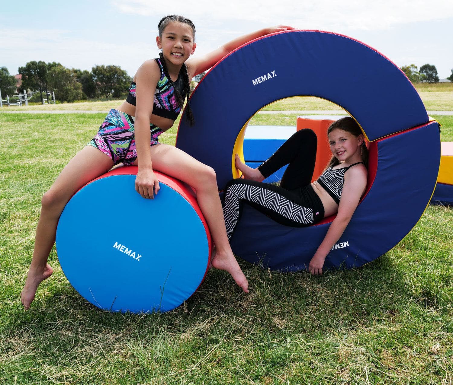 MEMAX Sensory Rockers and Ninja Dive Tunnel - 2 Piece